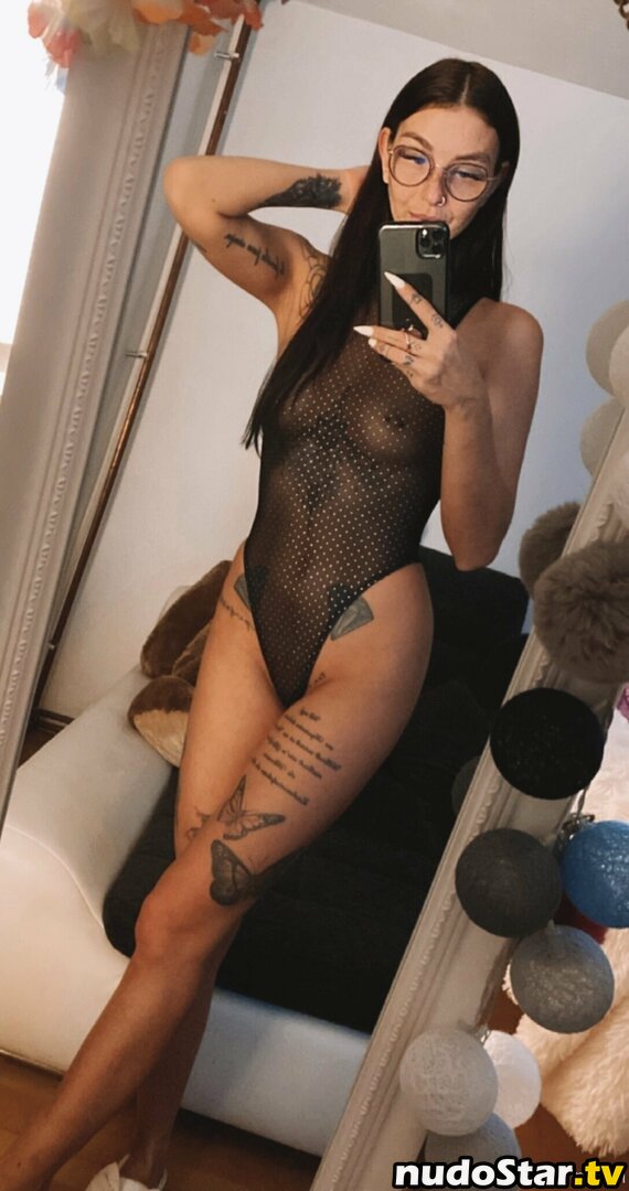 Inna_.i Nude OnlyFans Leaked Photo #7