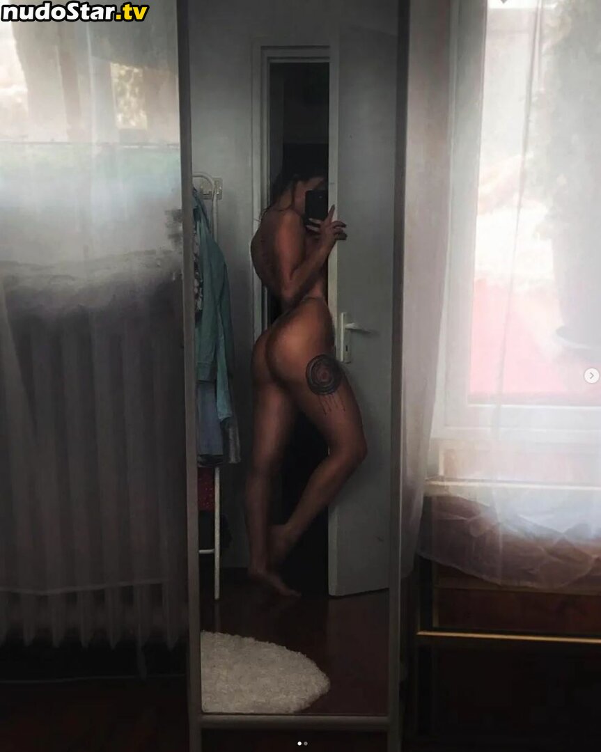 ioana1619 / ioana1619i / ioana_portfolio Nude OnlyFans Leaked Photo #13