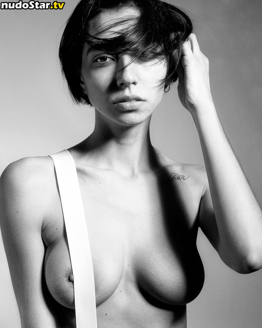 Irina Lozovaya / aireenel_ / ireenel / ireenel_ Nude OnlyFans Leaked Photo #7