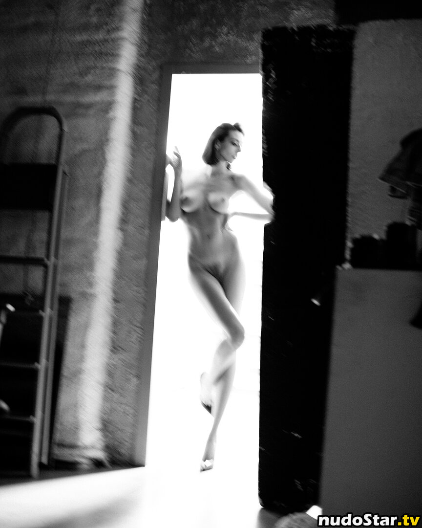 Irina Lozovaya / aireenel_ / ireenel / ireenel_ Nude OnlyFans Leaked Photo #33