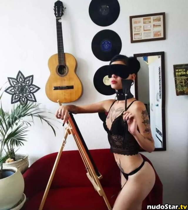 Iris Villela / irisvillela0 / rissvil Nude OnlyFans Leaked Photo #1