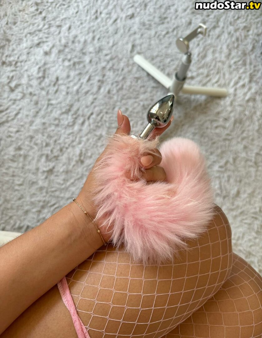 Isa Oelsi / isaoelsi_ / isaoelsirdgz Nude OnlyFans Leaked Photo #26