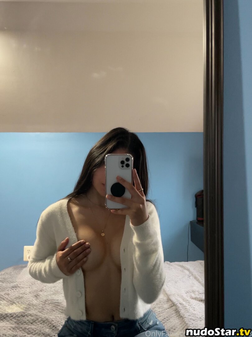 Isabelle.baby / isabel.baby / isabellebaby23 Nude OnlyFans Leaked Photo #1