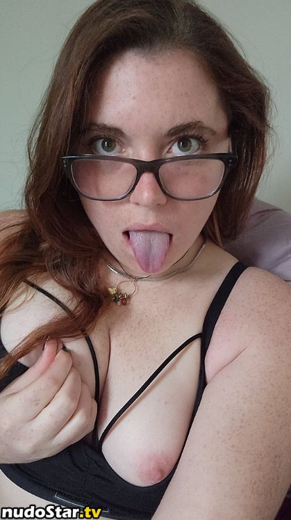 IsSheABrat Nude OnlyFans Leaked Photo #9