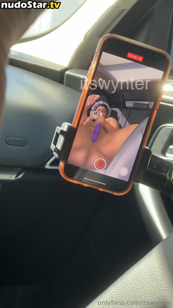 itswynter Nude OnlyFans Leaked Photo #26