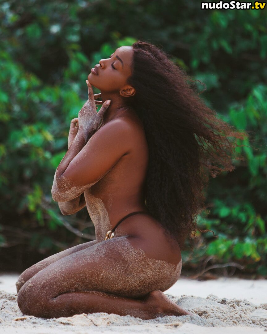 IZA / bbyiza Nude OnlyFans Leaked Photo #76