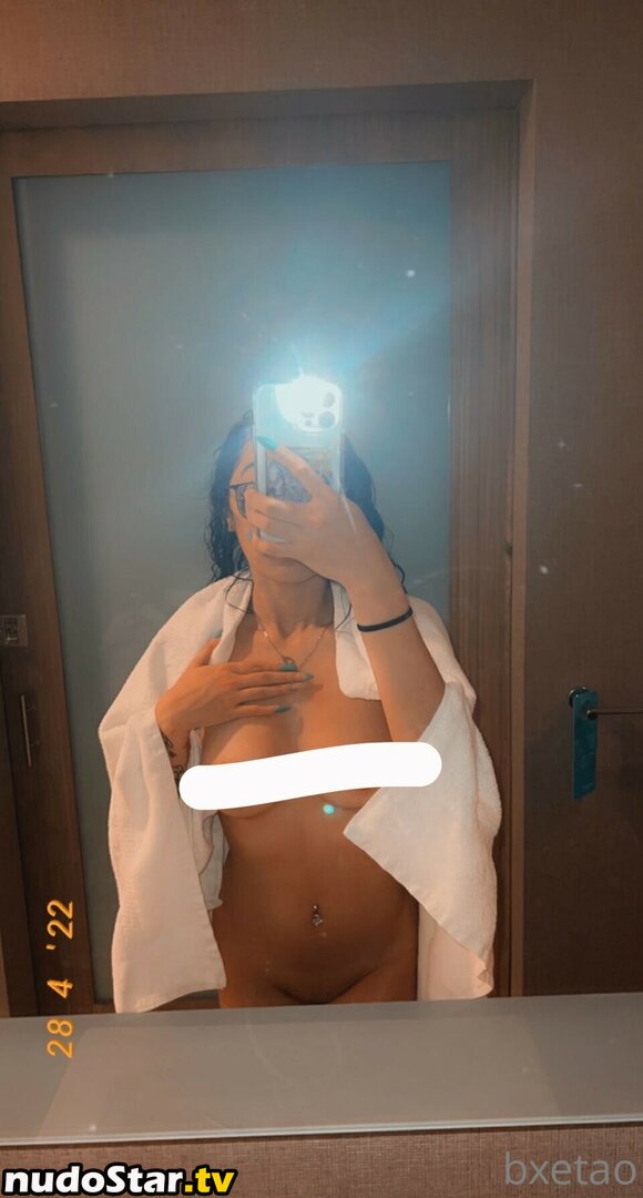Bxetaoo / Jackie Izawa / bxetao / jxcryn / kriss Nude OnlyFans Leaked Photo #8