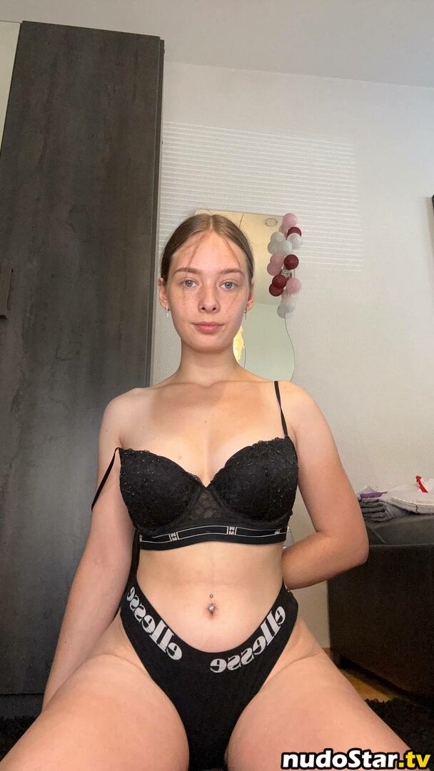 JadwigLvgne / Lucy / bunnycourtney / lucy-fans / lucywhoelse Nude OnlyFans Leaked Photo #15