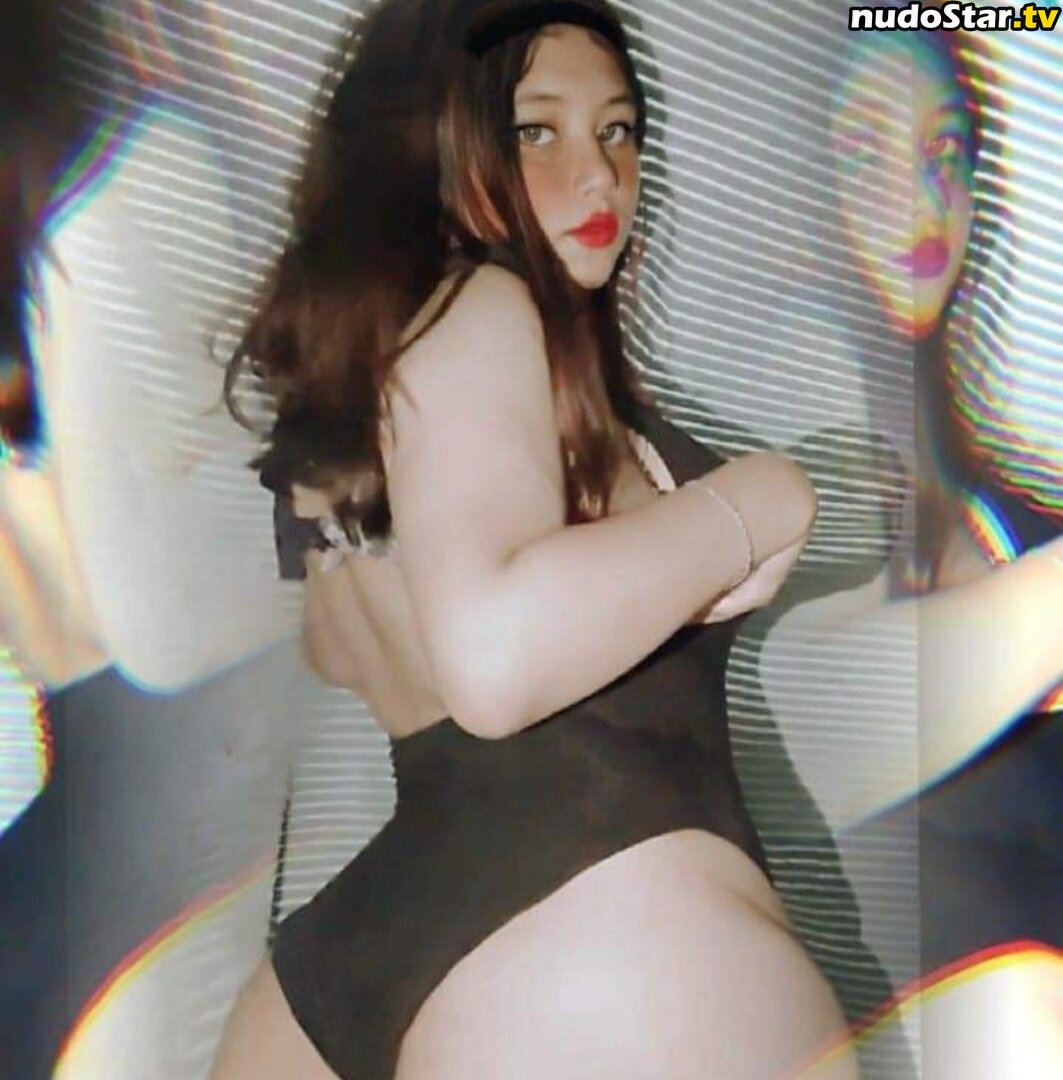 Mai / Sofixx / janmy__uwu Nude OnlyFans Leaked Photo #33