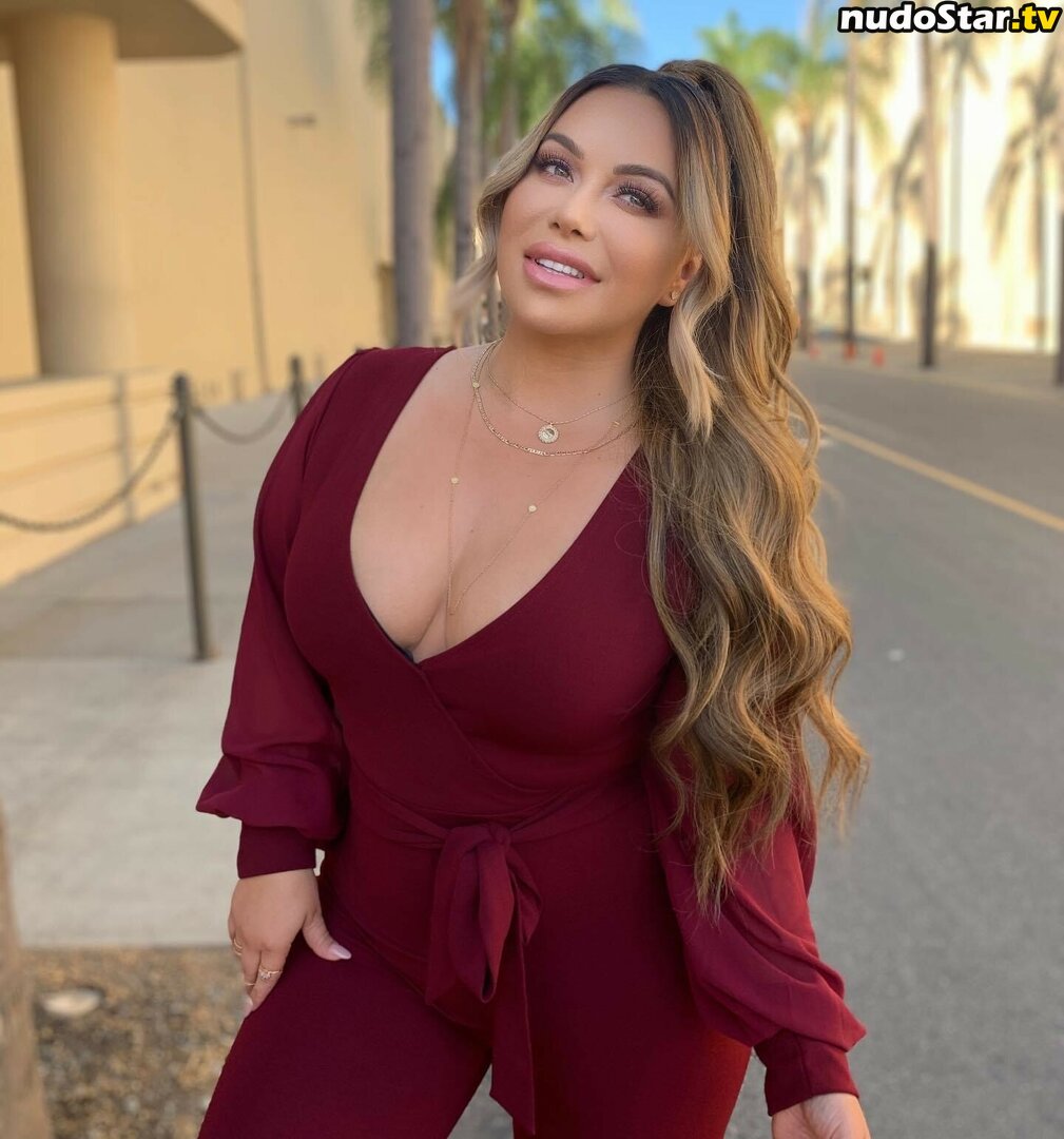 Chiquis / Janney Marín Rivera / bossbeeofficial_losangeles Nude OnlyFans Leaked Photo #52