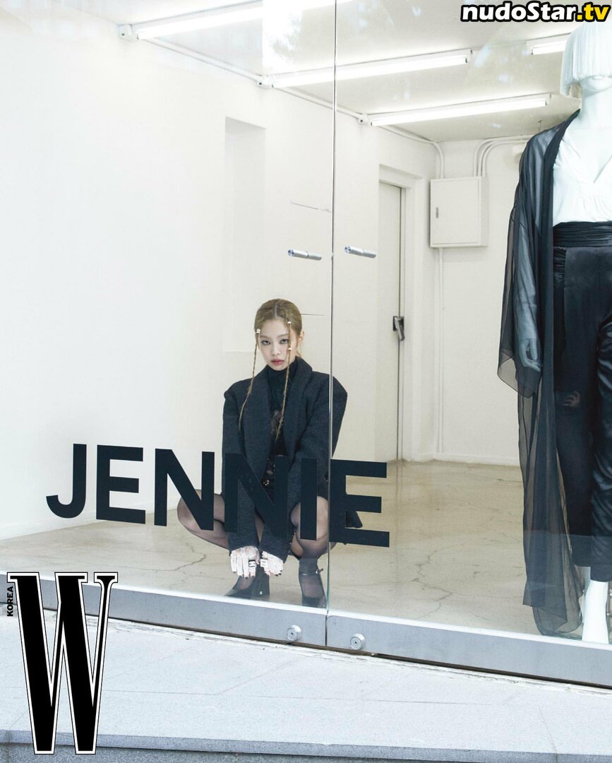 Blackpink / Jennie | BLΛƆKPIИK / jennierubyjane / sheflieshigh Nude OnlyFans Leaked Photo #117