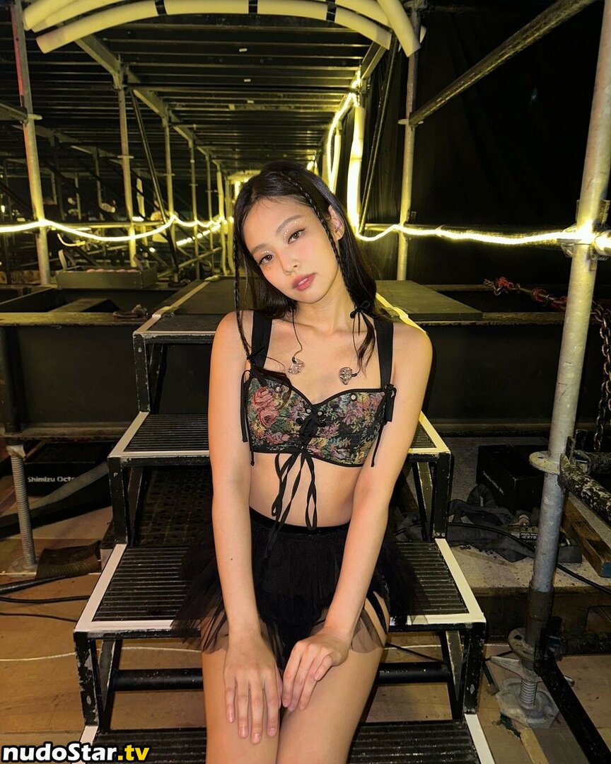 Blackpink / Jennie | BLΛƆKPIИK / jennierubyjane / sheflieshigh Nude OnlyFans Leaked Photo #328