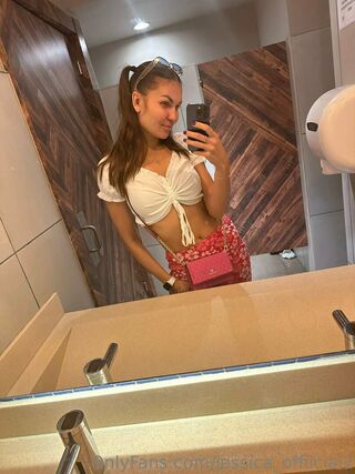 jessica_offiicial2