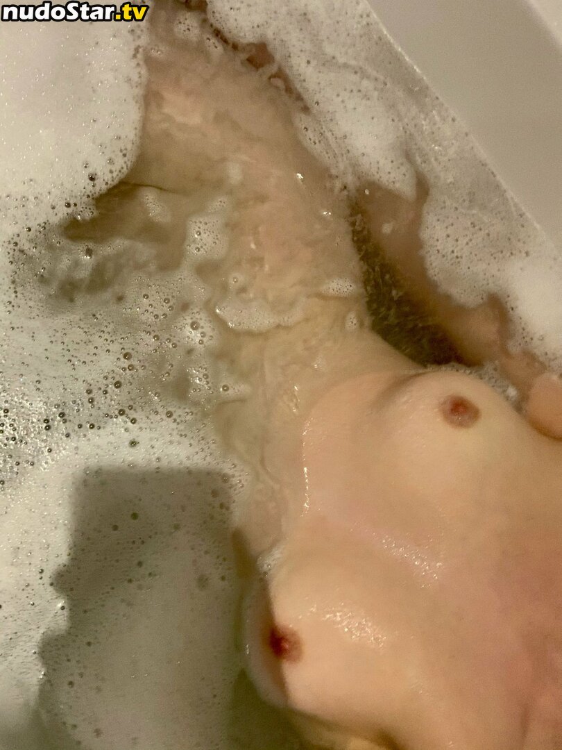 Jezebel Scarlet / Jezebelscarlet / scarlet_jezebel / scarletjezebel Nude OnlyFans Leaked Photo #4