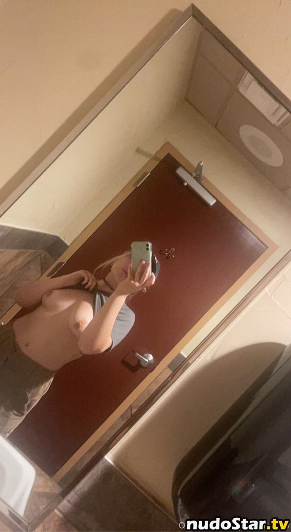 jojosins4269 / mikeyb90day Nude OnlyFans Leaked Photo #12