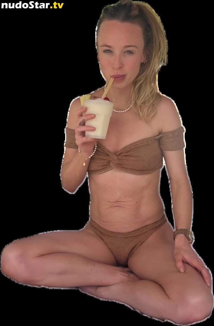 Jorgie Porter / themissyporter Nude OnlyFans Leaked Photo #75