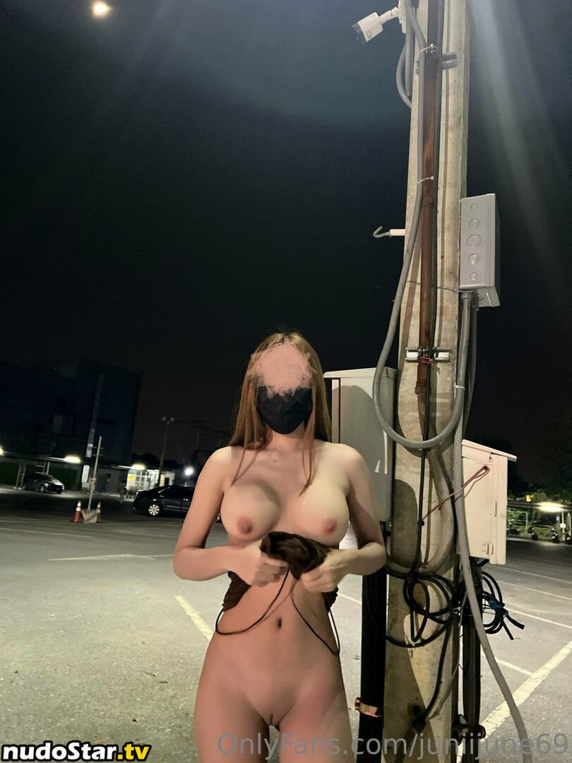 JuniiJune69 / juniiejunejune Nude OnlyFans Leaked Photo #35
