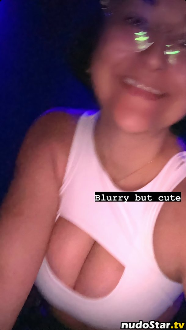 Juujimarr / Thatnerdygirljulia Nude OnlyFans Leaked Photo #1