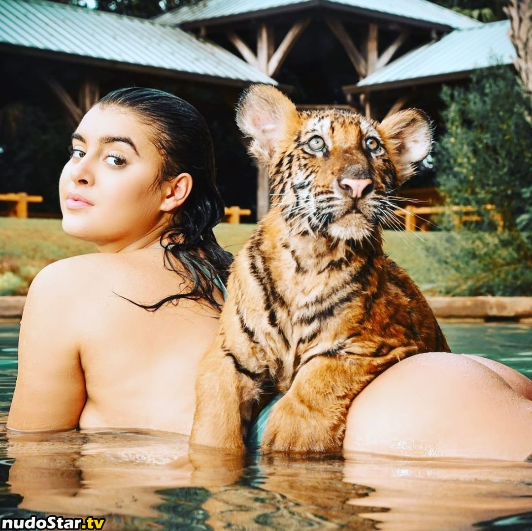 Kalani Hilliker / kalanihilliker Nude OnlyFans Leaked Photo #30