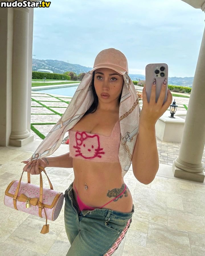 Kali Uchis / kaliuchis / spicxyy Nude OnlyFans Leaked Photo #29