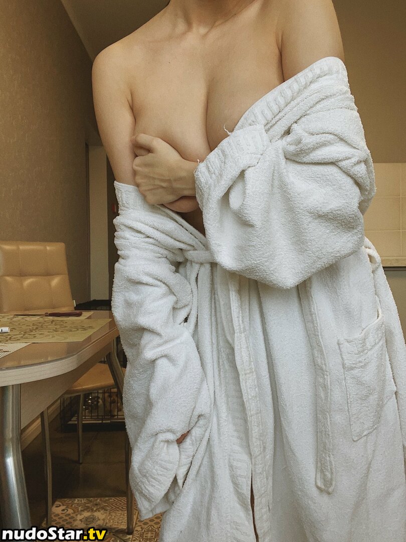 Kamilla Karieva / https: / kamilla_karieva / kamillakarieva Nude OnlyFans Leaked Photo #42