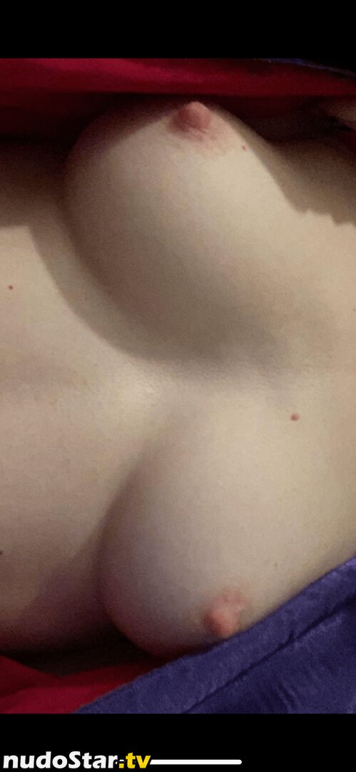 Karolina Whaley / breakfreebutera / cosmicbunny777 Nude OnlyFans Leaked Photo #4