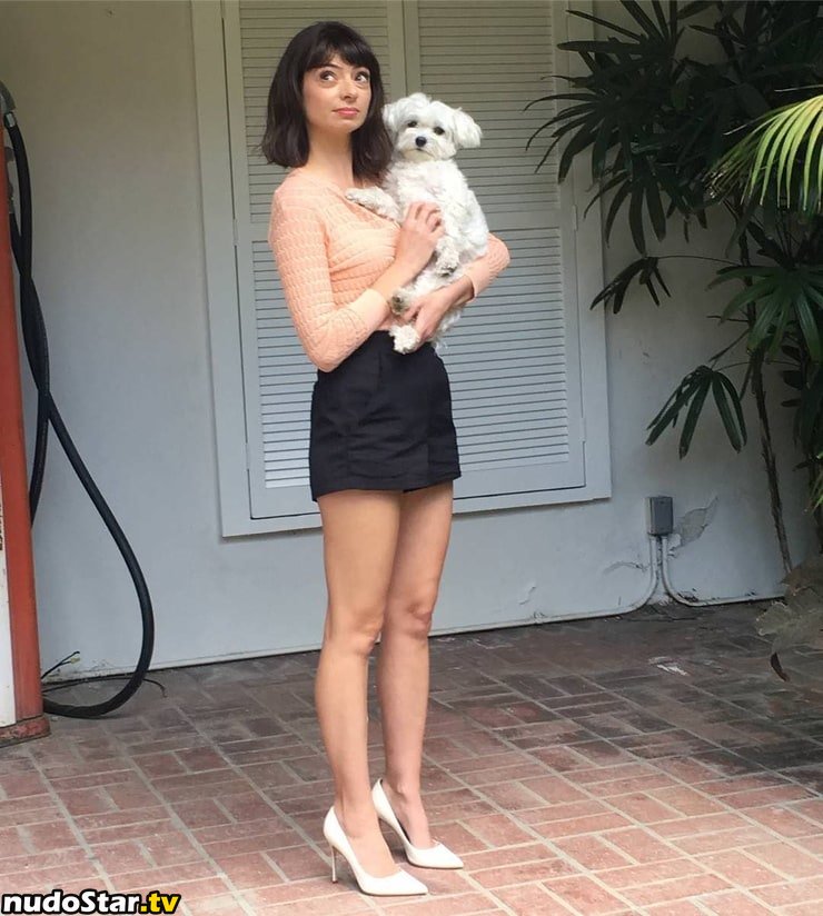 Kate Micucci / https: / katemicucci Nude OnlyFans Leaked Photo #11