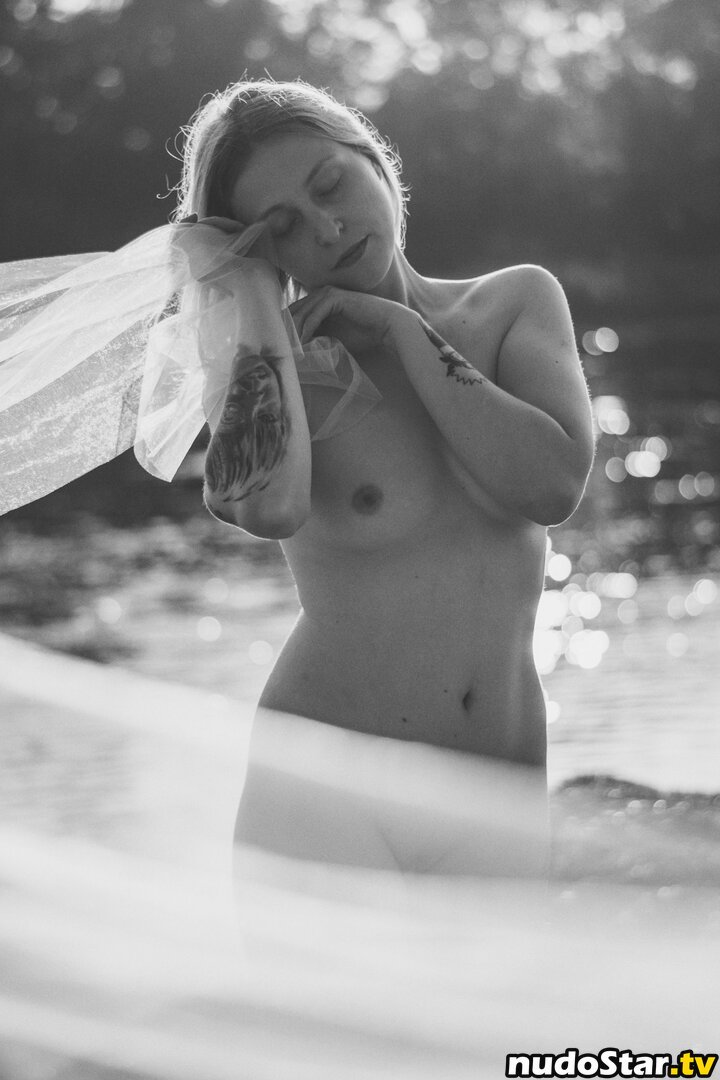 Ekaterina Denisova / katereenkis / katereens Nude OnlyFans Leaked Photo #32