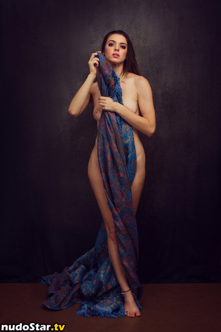 Katerina McCandless / ewyn / ewyn.modeling Nude OnlyFans Leaked Photo #3