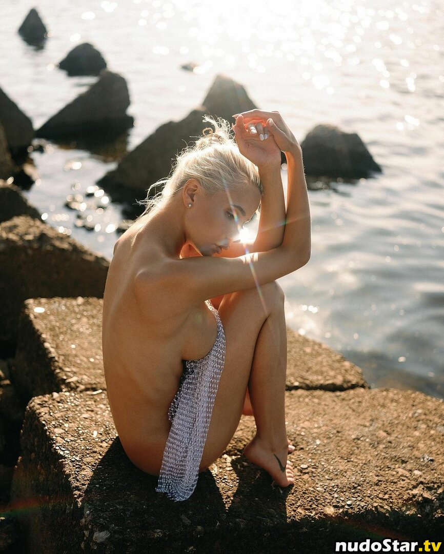 Ekaterina Shiryaeva / katti_colour / my_katti_colour Nude OnlyFans Leaked Photo #9