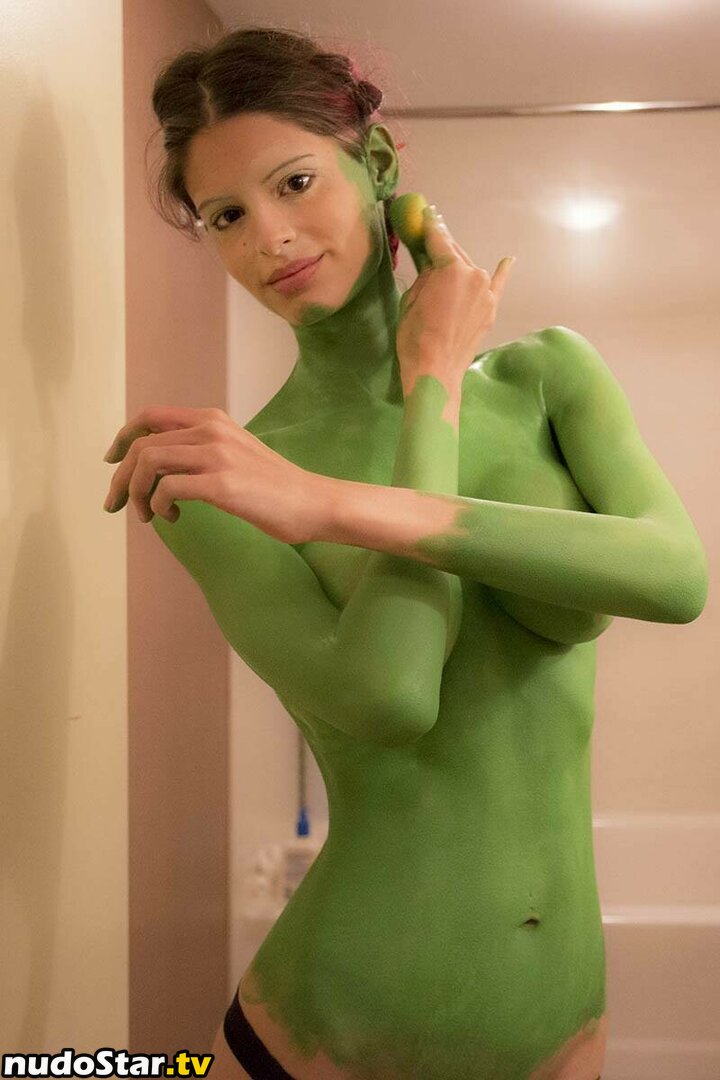 Kay Pike Bodypainter / KayPikeFashion Nude OnlyFans Leaked Photo #2