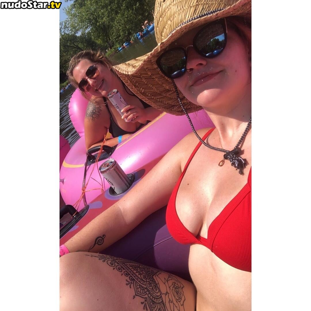 Kaytlin Lovely / lovelykaytlin Nude OnlyFans Leaked Photo #1