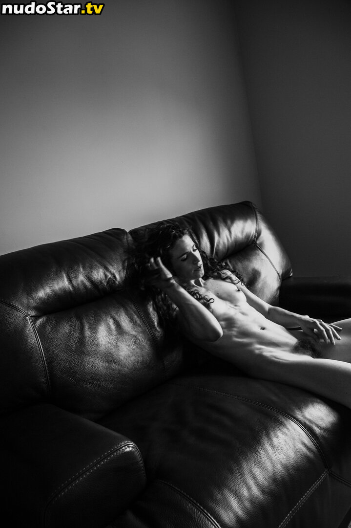 Keira Grant / KeiraGrant / keiragrantart Nude OnlyFans Leaked Photo #132