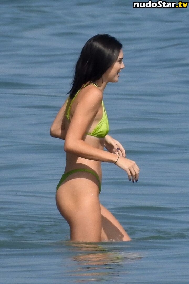 Kendall Jenner / KendallJenner Nude OnlyFans Leaked Photo #909