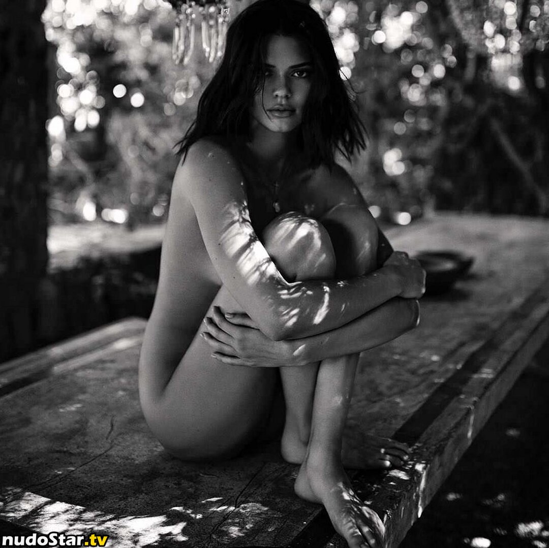Kendall Jenner / KendallJenner Nude OnlyFans Leaked Photo #1011