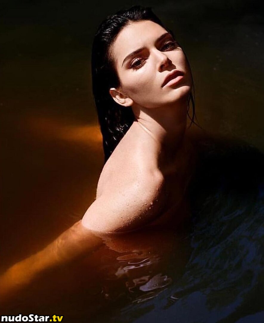 Kendall Jenner / KendallJenner Nude OnlyFans Leaked Photo #1020
