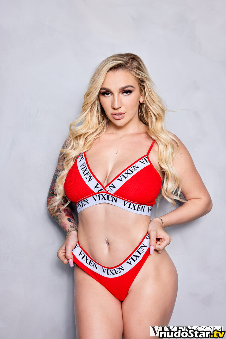 Kendra Sunderland / kslibrarygirl / therealkendrasunderland Nude OnlyFans Leaked Photo #374