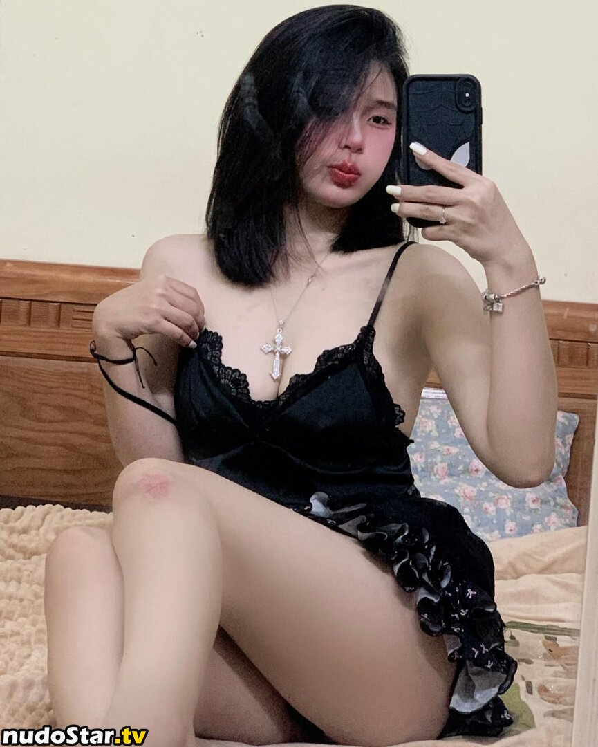 Khanh Linh / _kahn.lhin_ Nude OnlyFans Leaked Photo #38