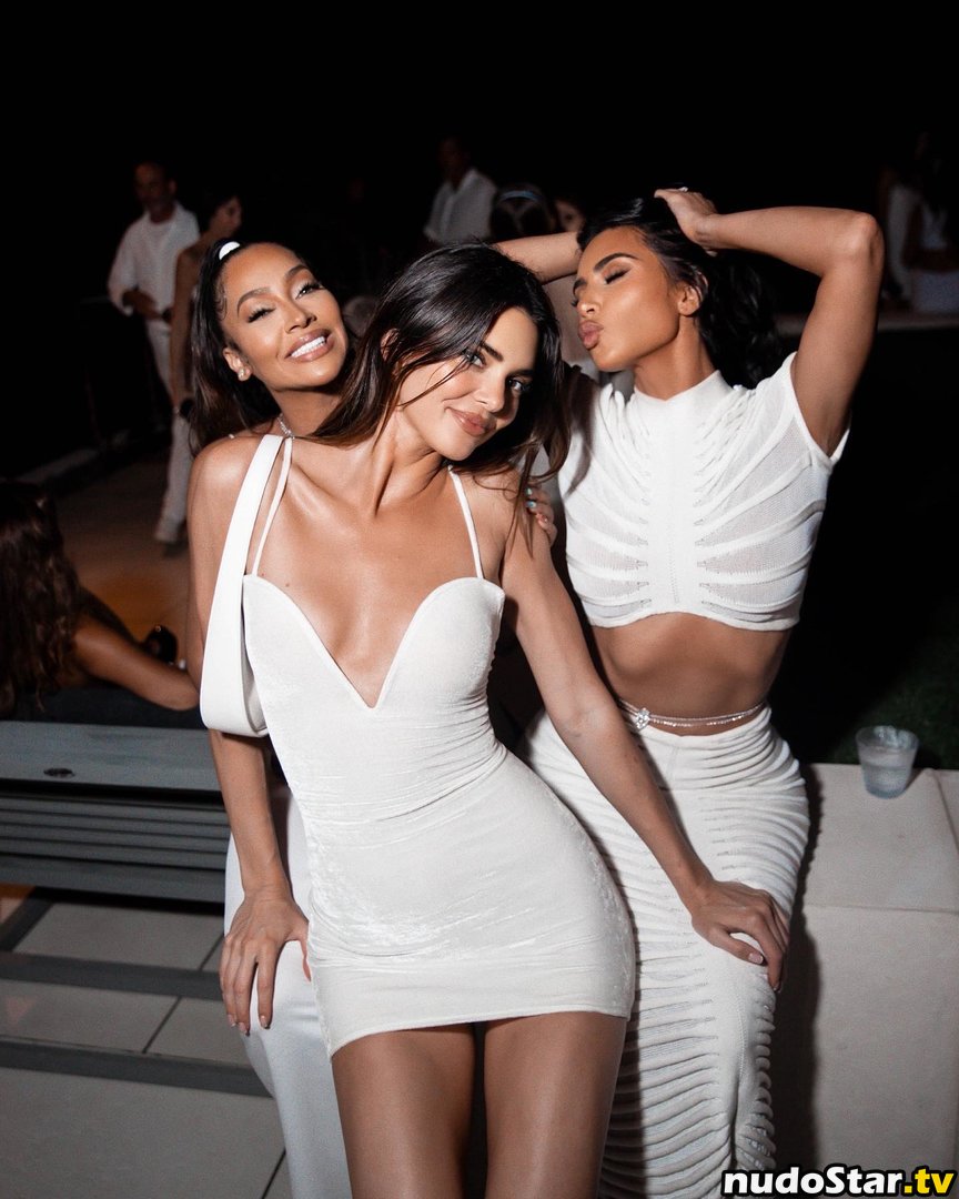 Kim Kardashian / kimkadarshian / kimkardashian Nude OnlyFans Leaked Photo #31