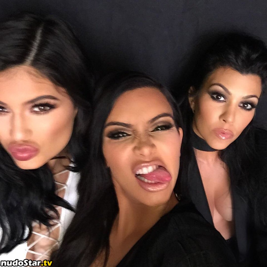 Kim Kardashian / KimKardashian / kimkadarshian Nude OnlyFans Leaked Photo #46