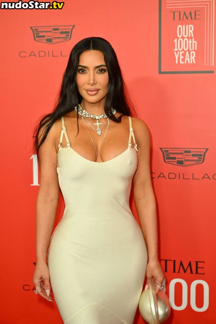 Kim Kardashian / KimKardashian / kimkadarshian Nude OnlyFans Leaked Photo #175