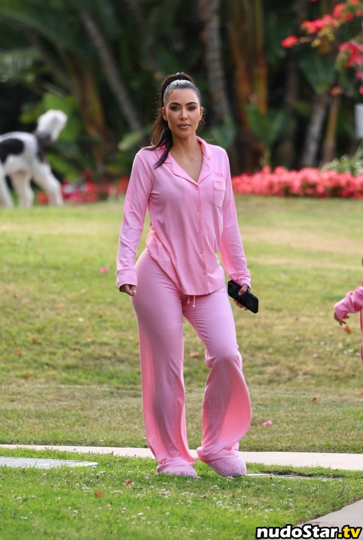 Kim Kardashian / KimKardashian / kimkadarshian Nude OnlyFans Leaked Photo #229