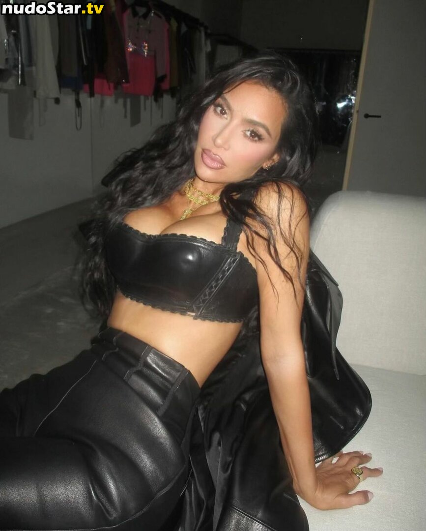 Kim Kardashian / KimKardashian / kimkadarshian Nude OnlyFans Leaked Photo #318