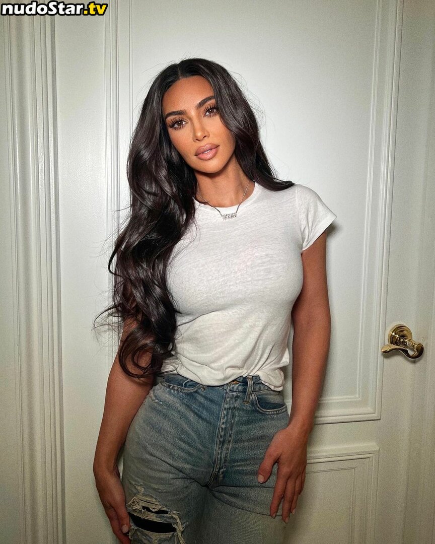 Kim Kardashian / KimKardashian / kimkadarshian Nude OnlyFans Leaked Photo #447