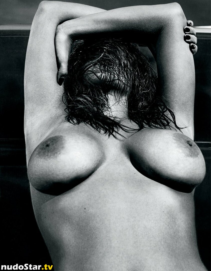 Kim Kardashian / KimKardashian / kimkadarshian Nude OnlyFans Leaked Photo #557