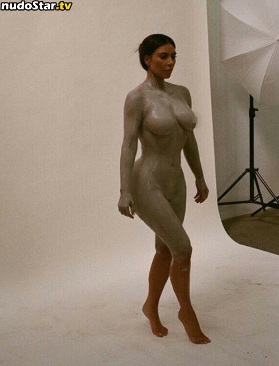 Kim Kardashian / KimKardashian / kimkadarshian Nude OnlyFans Leaked Photo #575