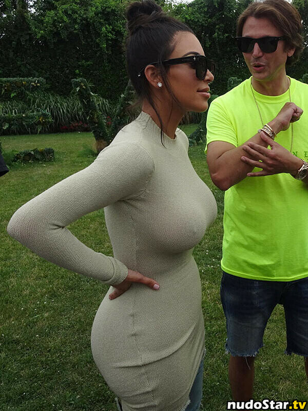 Kim Kardashian / kimkadarshian / kimkardashian Nude OnlyFans Leaked Photo #755