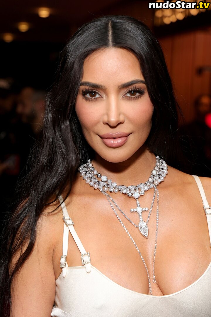 Kim Kardashian / KimKardashian / kimkadarshian Nude OnlyFans Leaked Photo #881