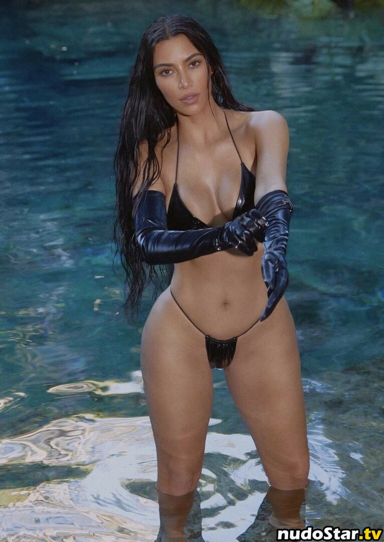 Kim Kardashian / KimKardashian / kimkadarshian Nude OnlyFans Leaked Photo #1141