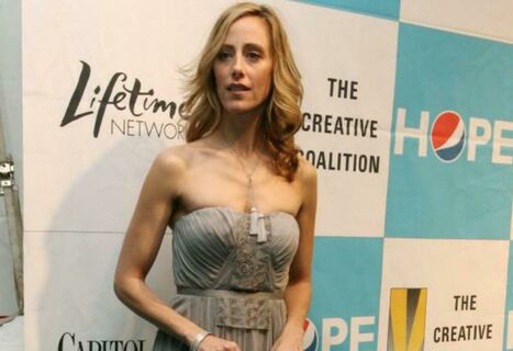 Kim Raver